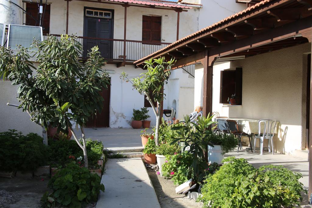 Elisabet Traditional House *